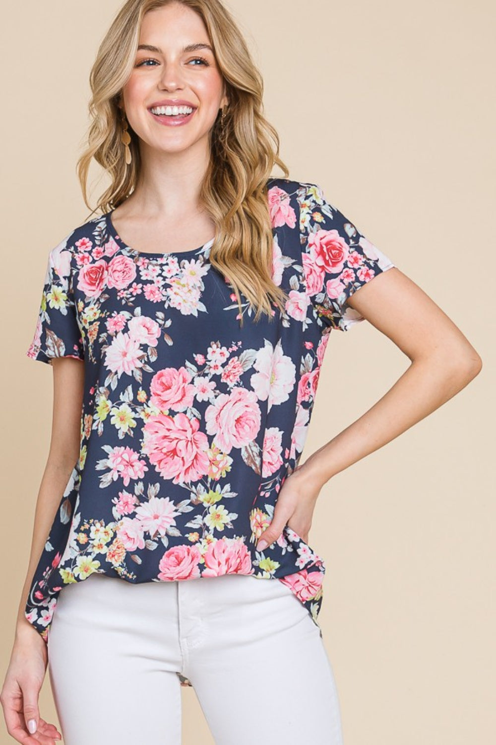 BOMBOM Floral Round Neck Short Sleeve T-Shirt 6854 | Gulf Resellers
