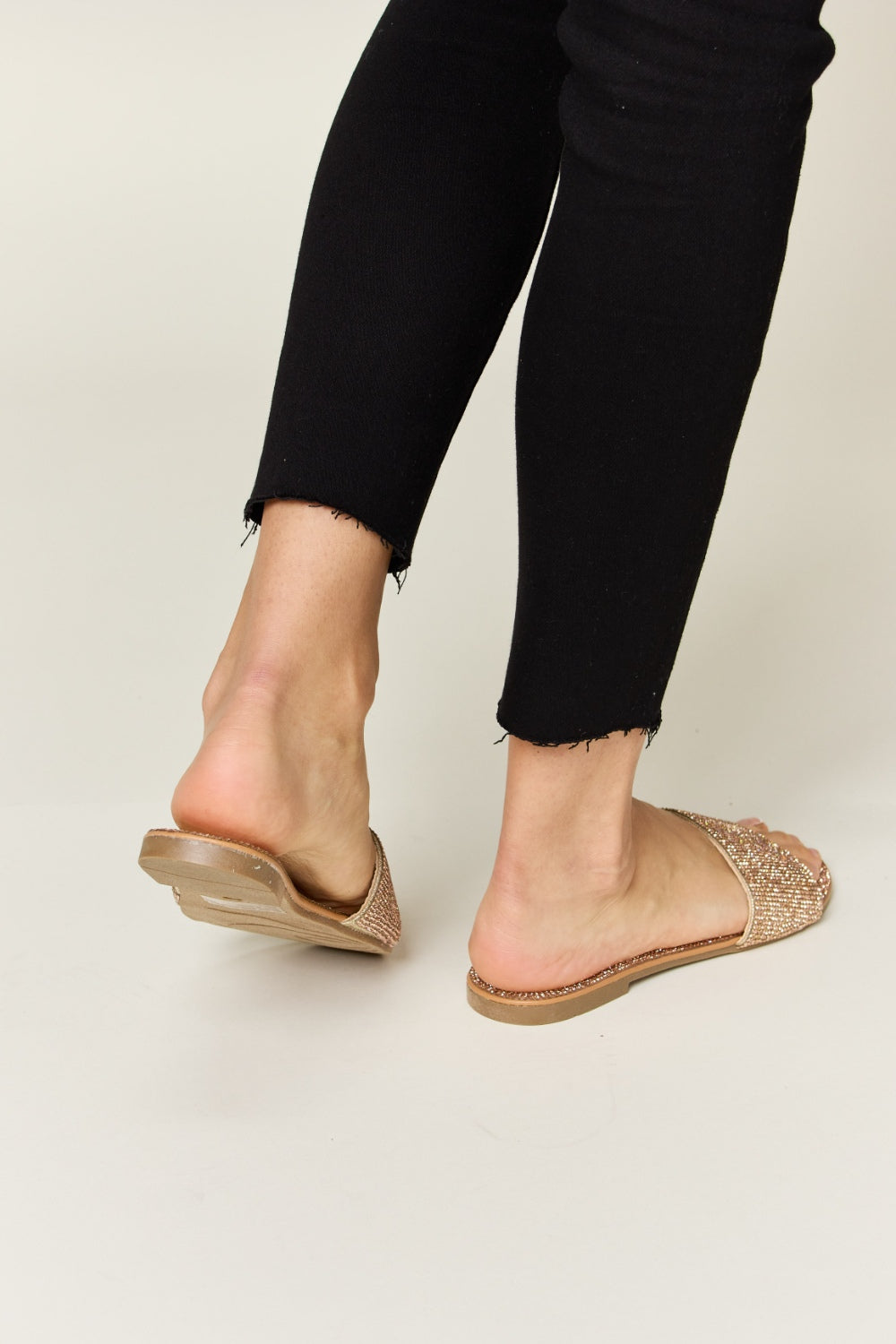 WILD DIVA Rhinestone Open Toe Flat Sandals 16337 | Gulf Resellers