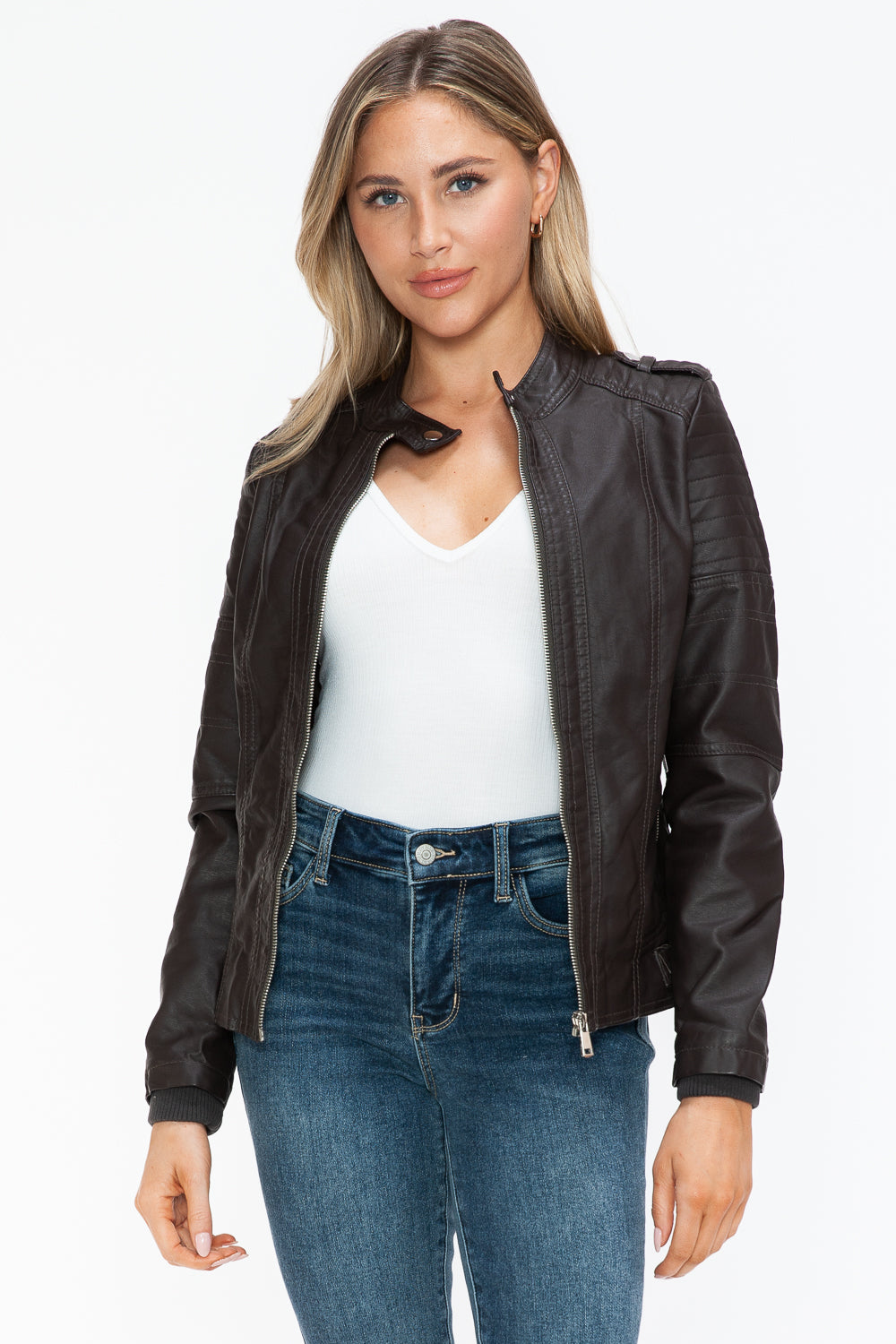 Women's apparel on sale by Snobbish. Shop for this and more at Gulf Resellers