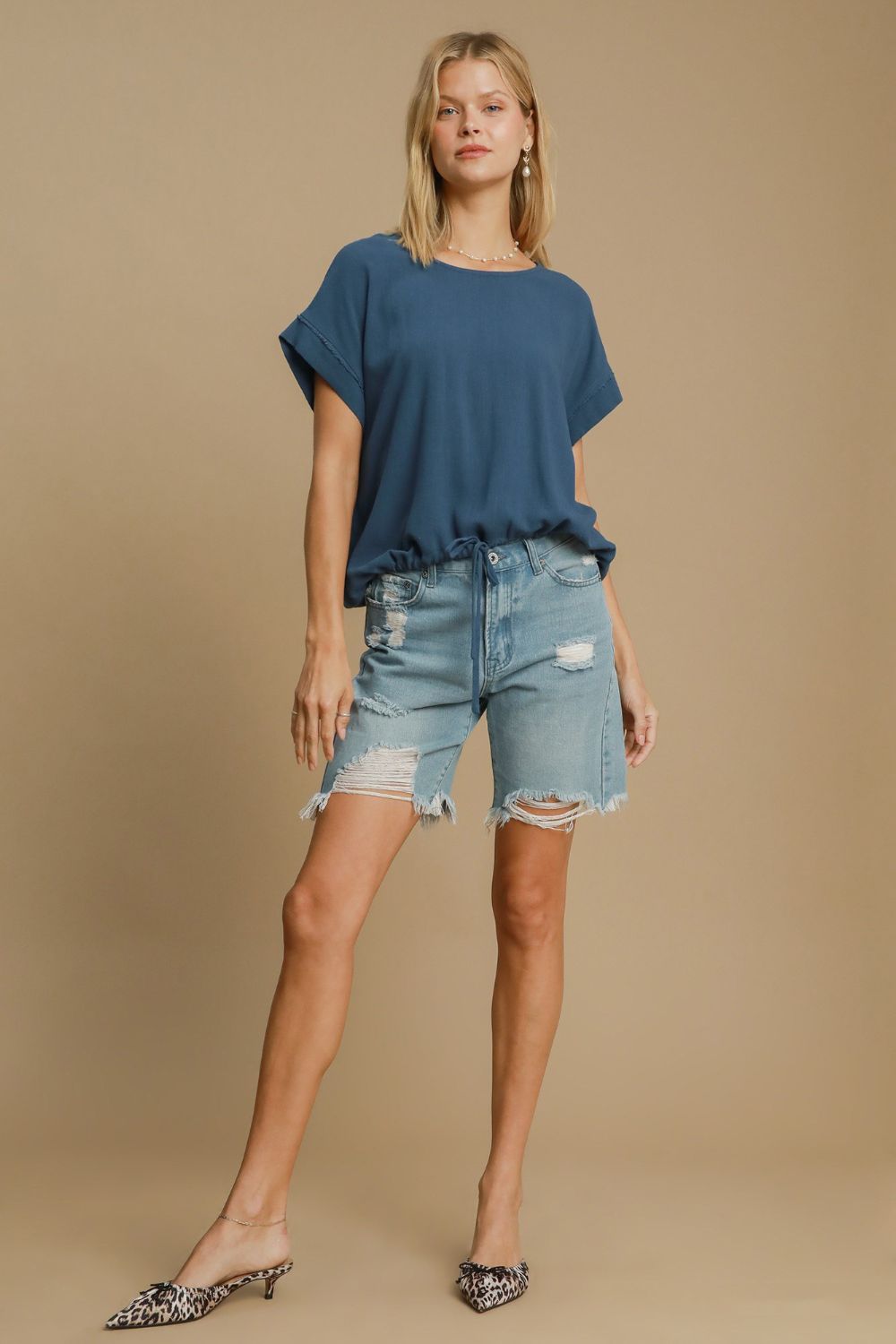 Umgee Drawstring Hem Round Neck Short Sleeve T-Shirt 18508 | Gulf Resellers