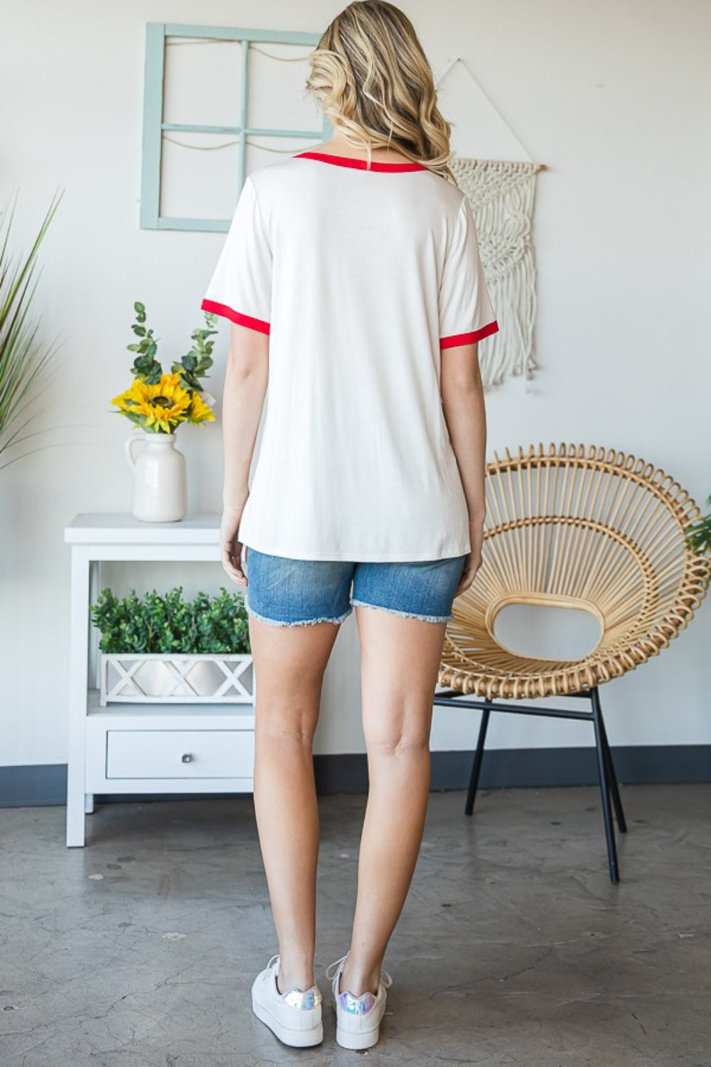 Heimish Full Size USA Contrast Trim Short Sleeve T-Shirt 6868 | Gulf Resellers