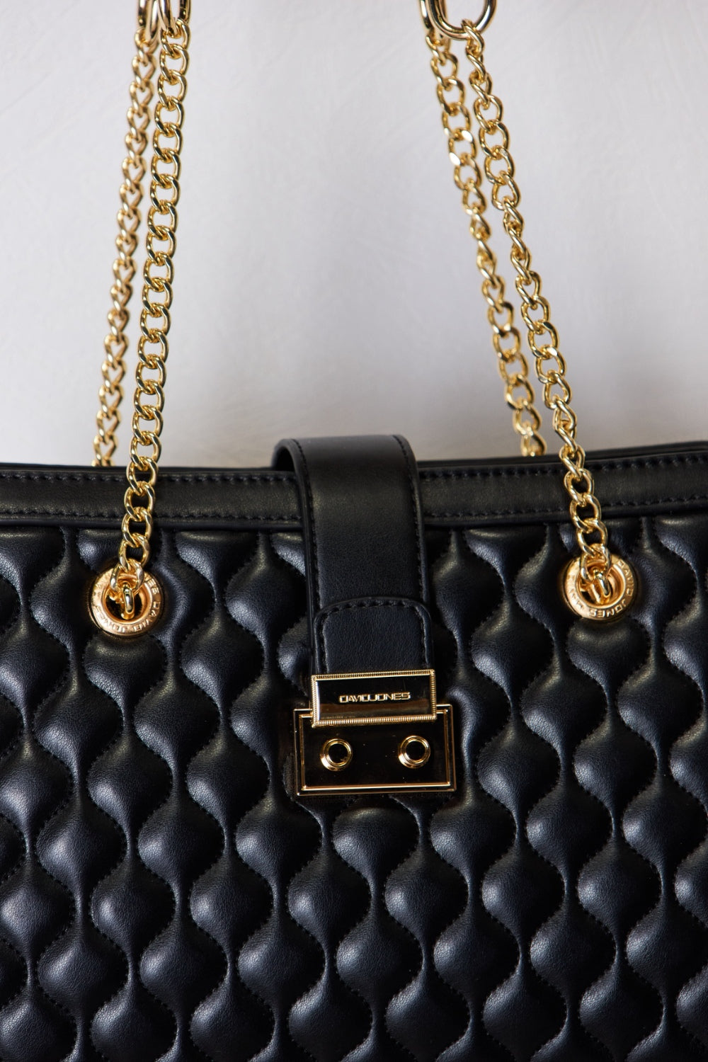 David Jones Quilted PU Leather Handbag 4668 | Gulf Resellers