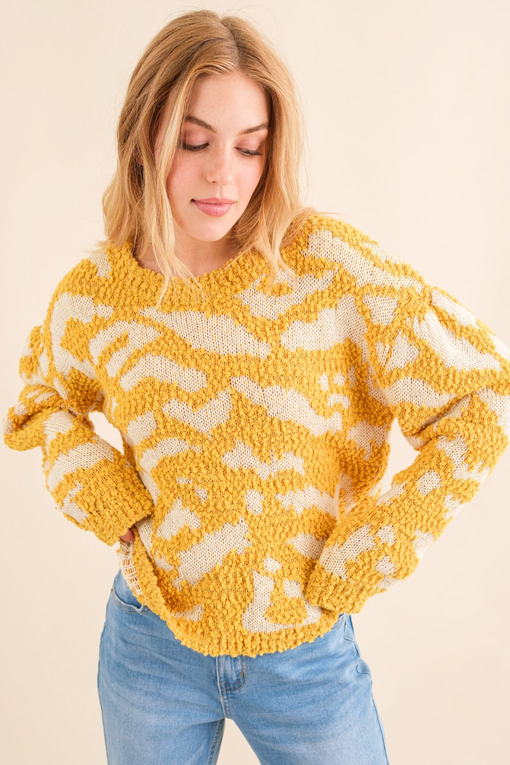 And The Why Full Size Textured Pattern Contrast Sweater 11764 | Gulf Resellers