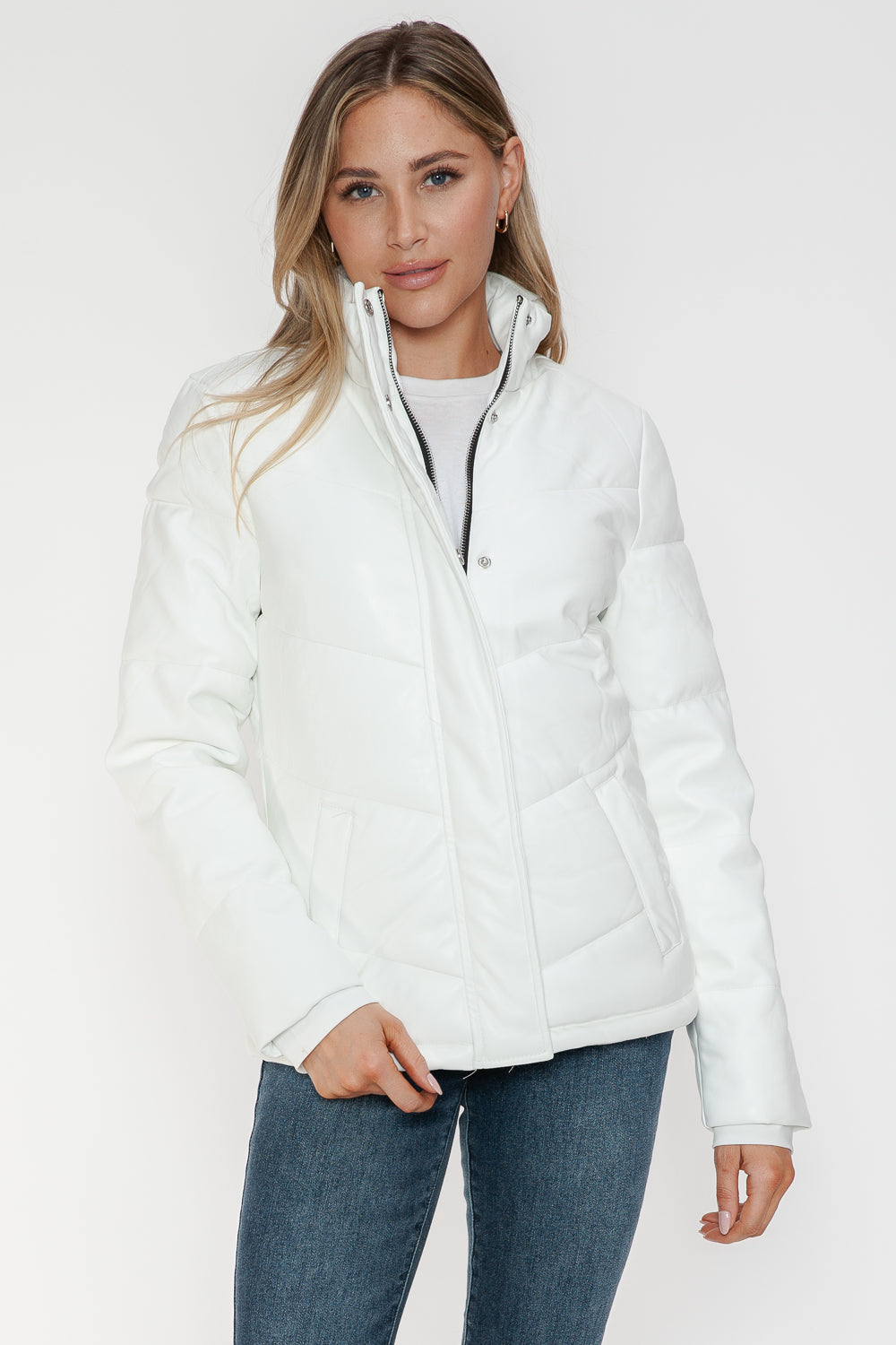 Snobbish Pocketed Zip Up Turtleneck Puffer Jacket 15232 | Gulf Resellers