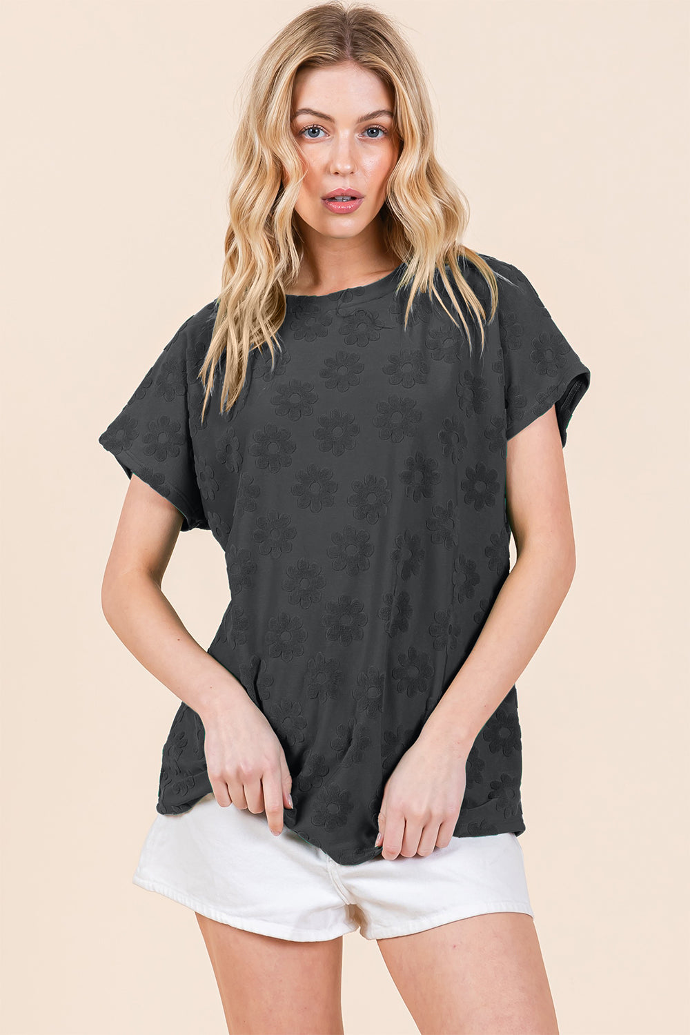 BOMBOM Textured Floral Pattern Short Sleeve T-Shirt 19458 | Gulf Resellers