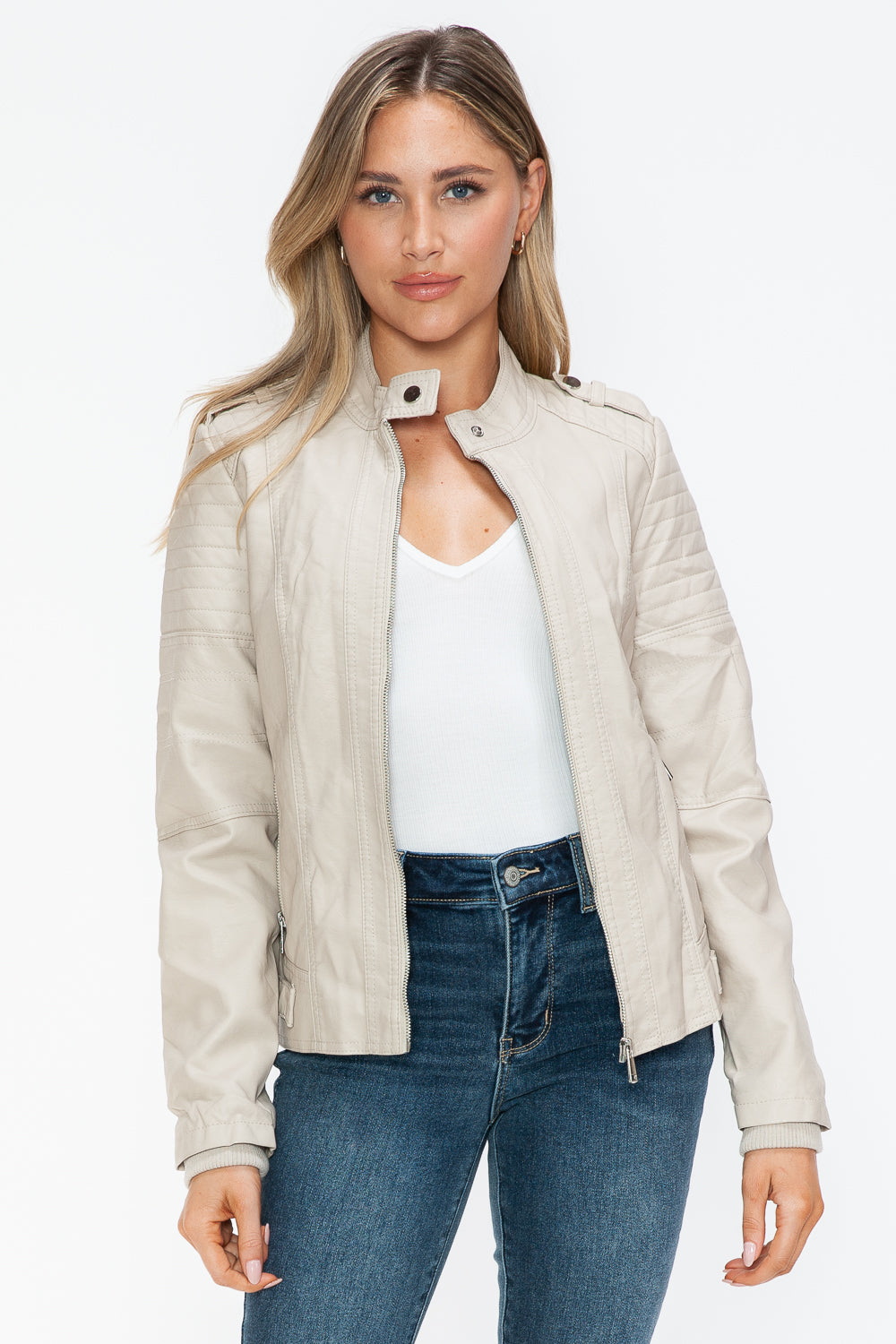 Women's apparel on sale by Snobbish. Shop for this and more at Gulf Resellers