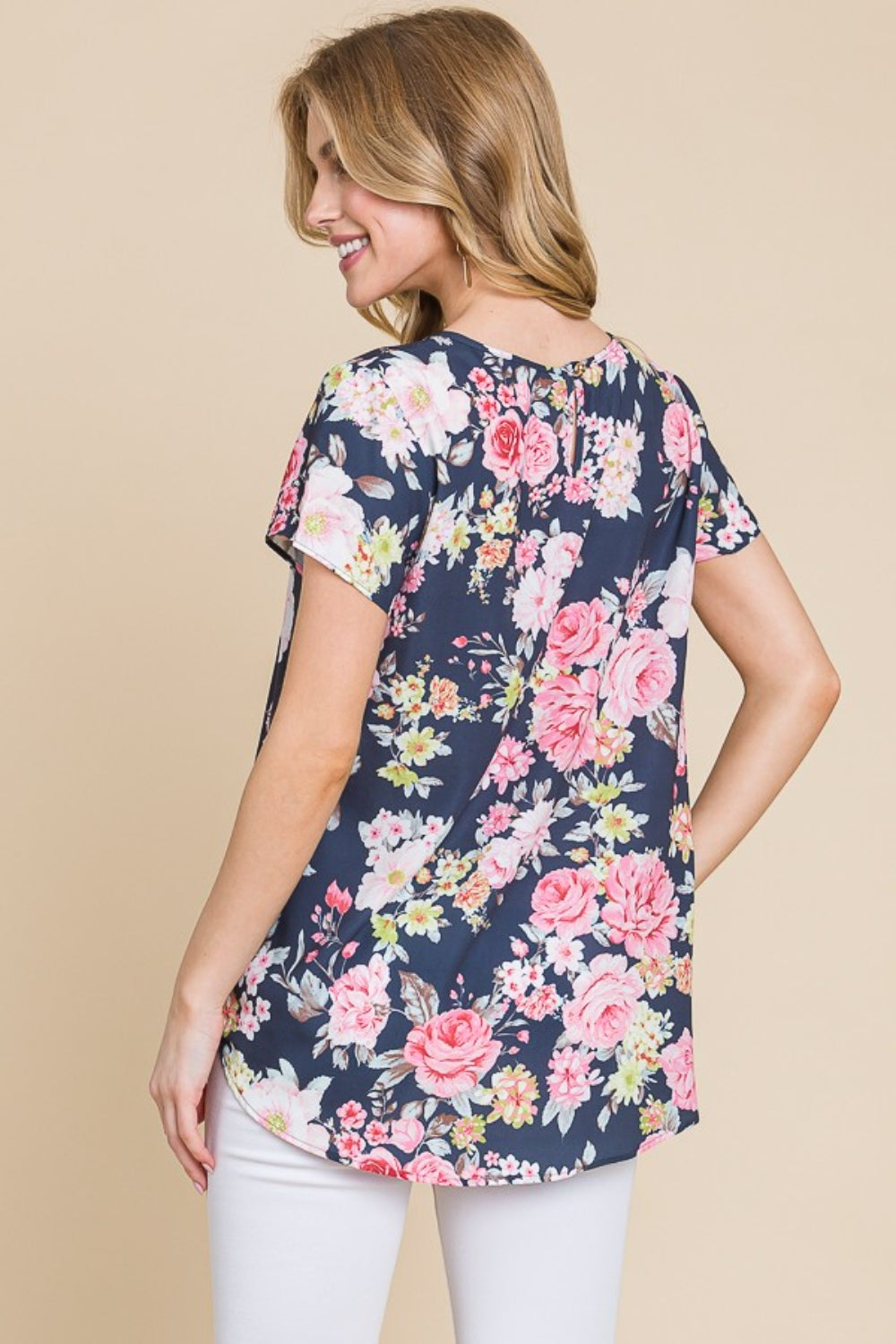 BOMBOM Floral Round Neck Short Sleeve T-Shirt 6853 | Gulf Resellers
