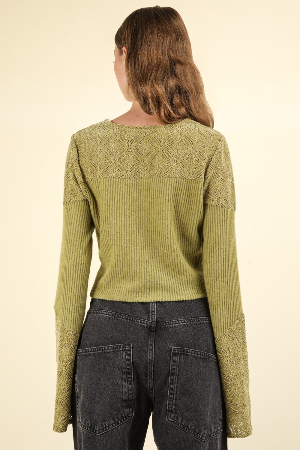 VERY J V-Neck Lace Detail Button Down Crop Ribbed Knit Top 10280 | Gulf Resellers