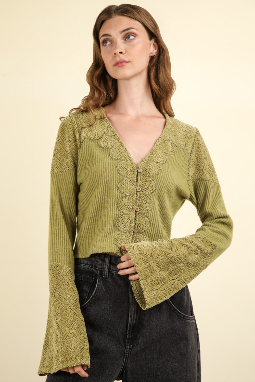 VERY J V-Neck Lace Detail Button Down Crop Ribbed Knit Top 10282 | Gulf Resellers