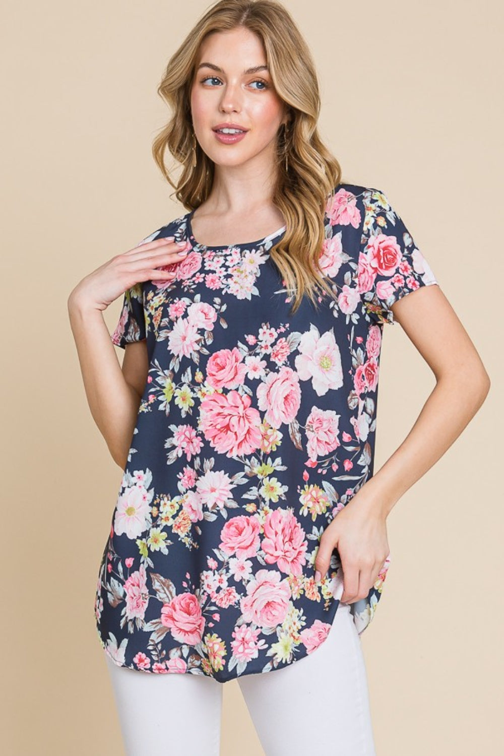 BOMBOM Floral Round Neck Short Sleeve T-Shirt 6855 | Gulf Resellers