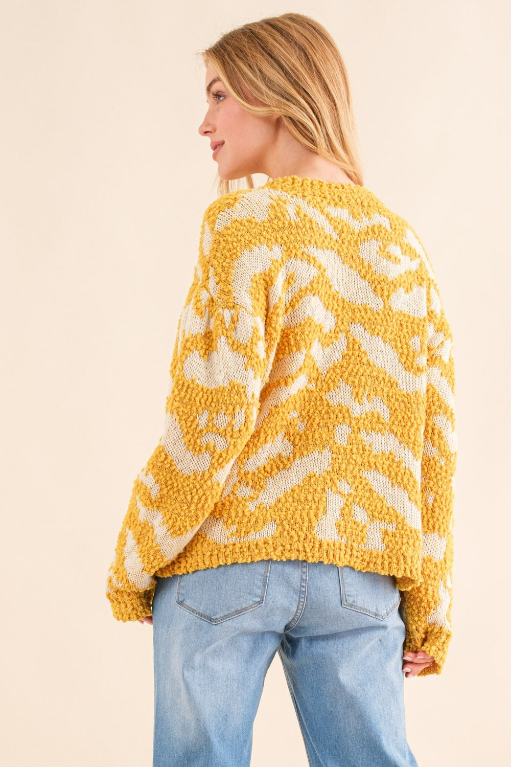 And The Why Full Size Textured Pattern Contrast Sweater 11765 | Gulf Resellers