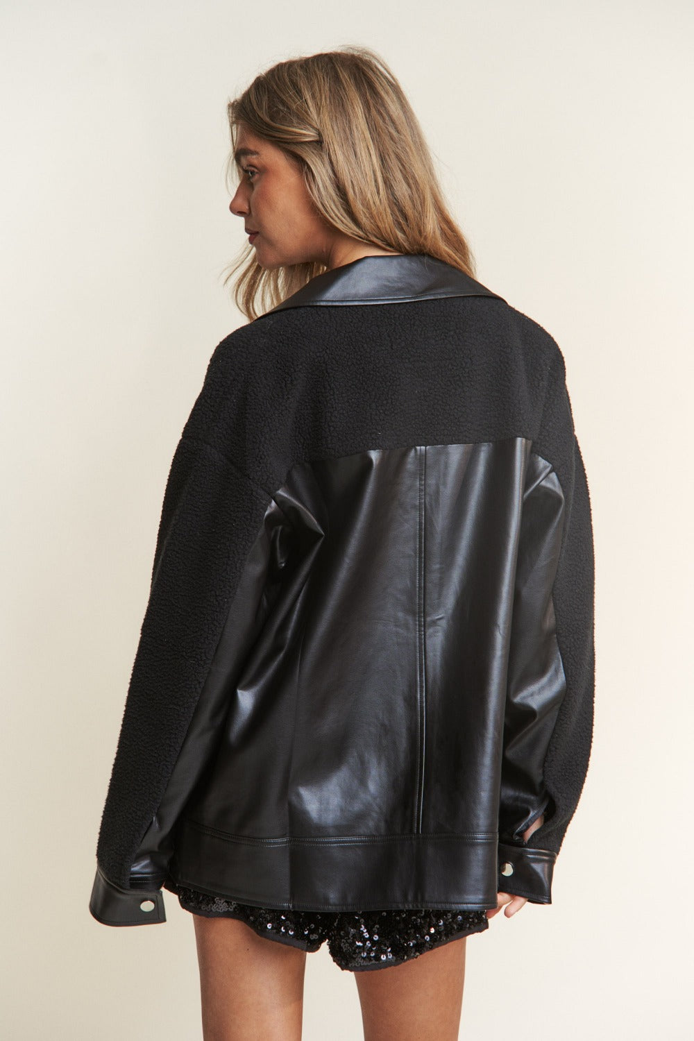 J.NNA Faux Leather Sherpa Contrast Snap Down Jacket 13483 | Gulf Resellers