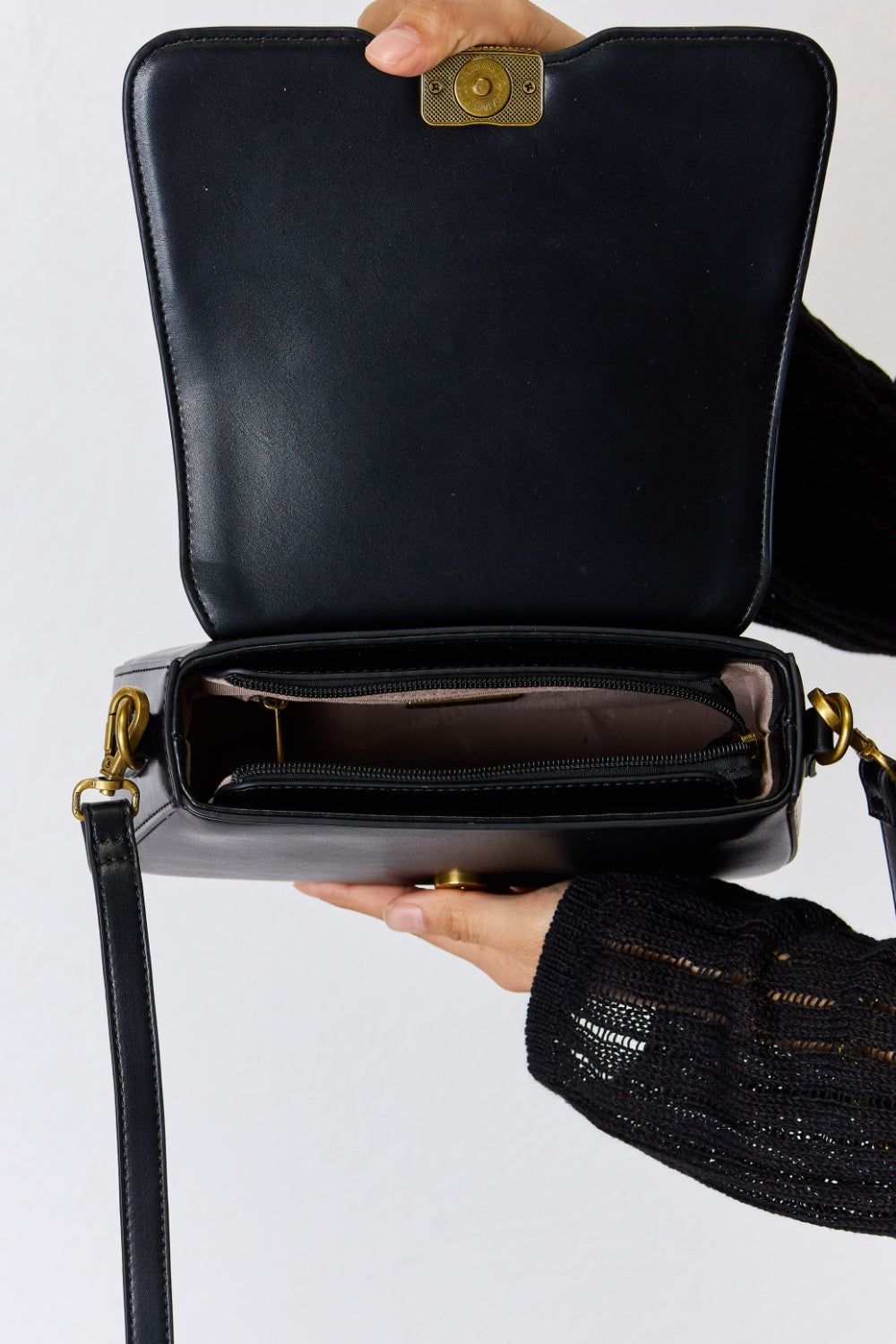 David Jones PU Leather Crossbody Bag | Gulf Resellers