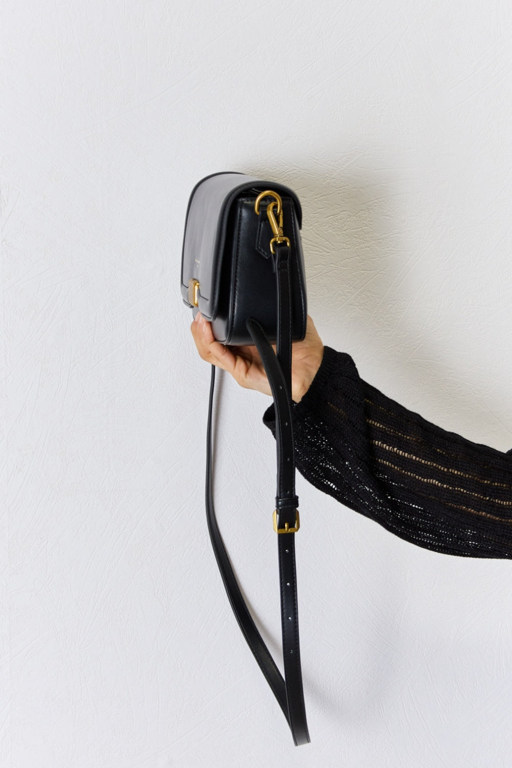 David Jones PU Leather Crossbody Bag | Gulf Resellers