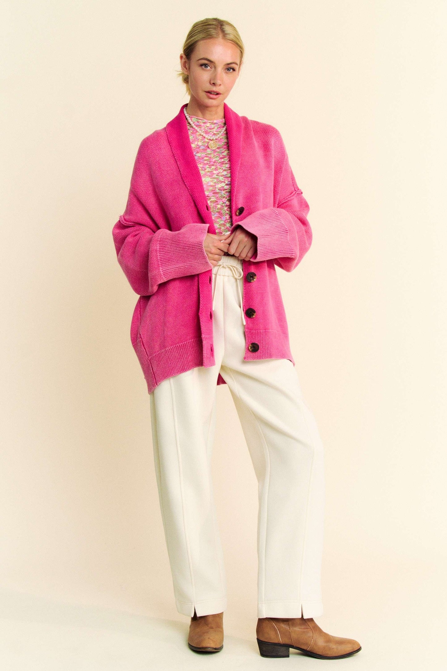 Davi & Dani Shawl Collar Ribbed Detail Button Up Cardigan 19653 | Gulf Resellers