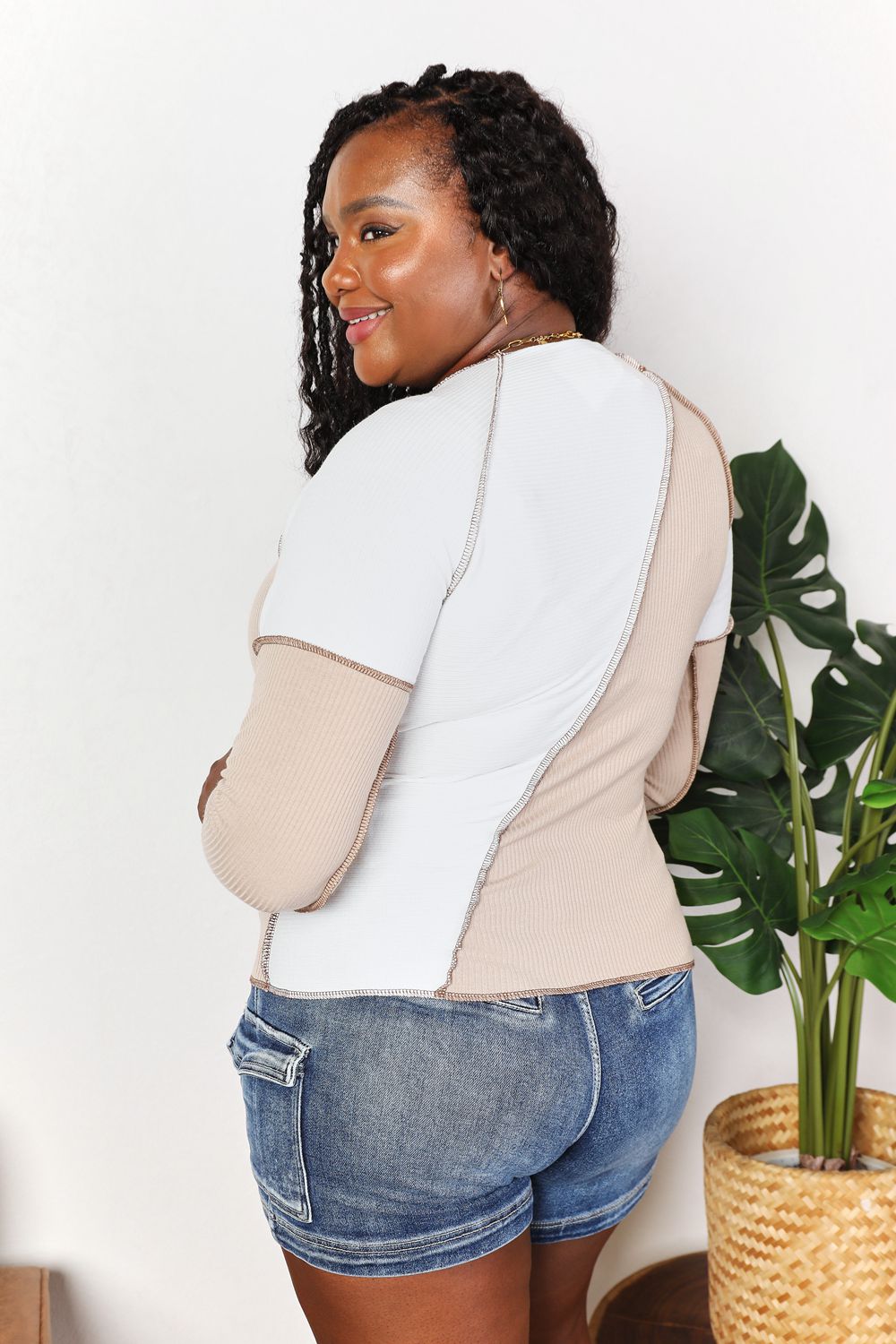 Double Take Color Block Exposed Seam Top | Gulf Resellers
