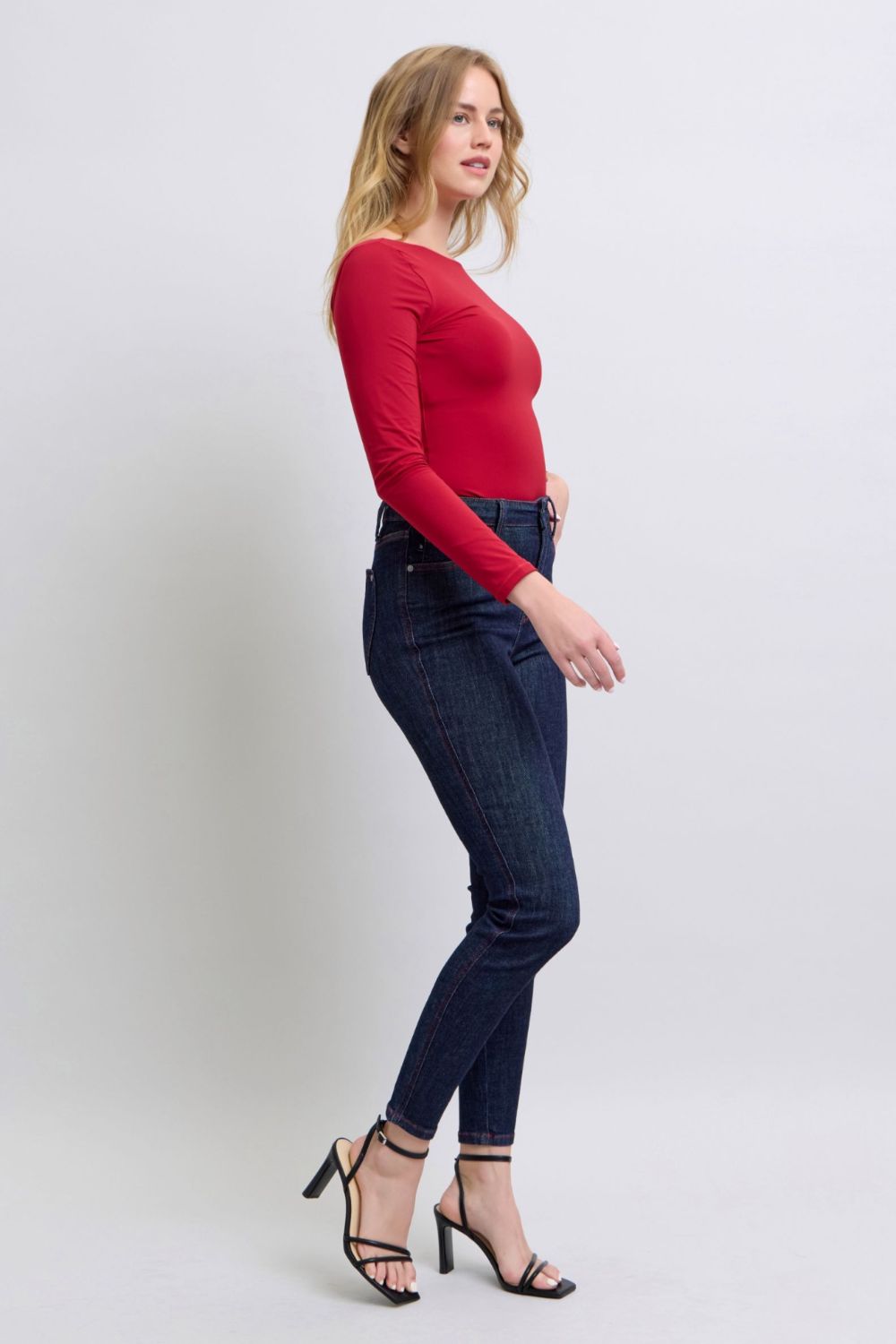 Judy Blue Full Size Heart Shaped Back Pockets Skinny Jeans 8623 | Gulf Resellers