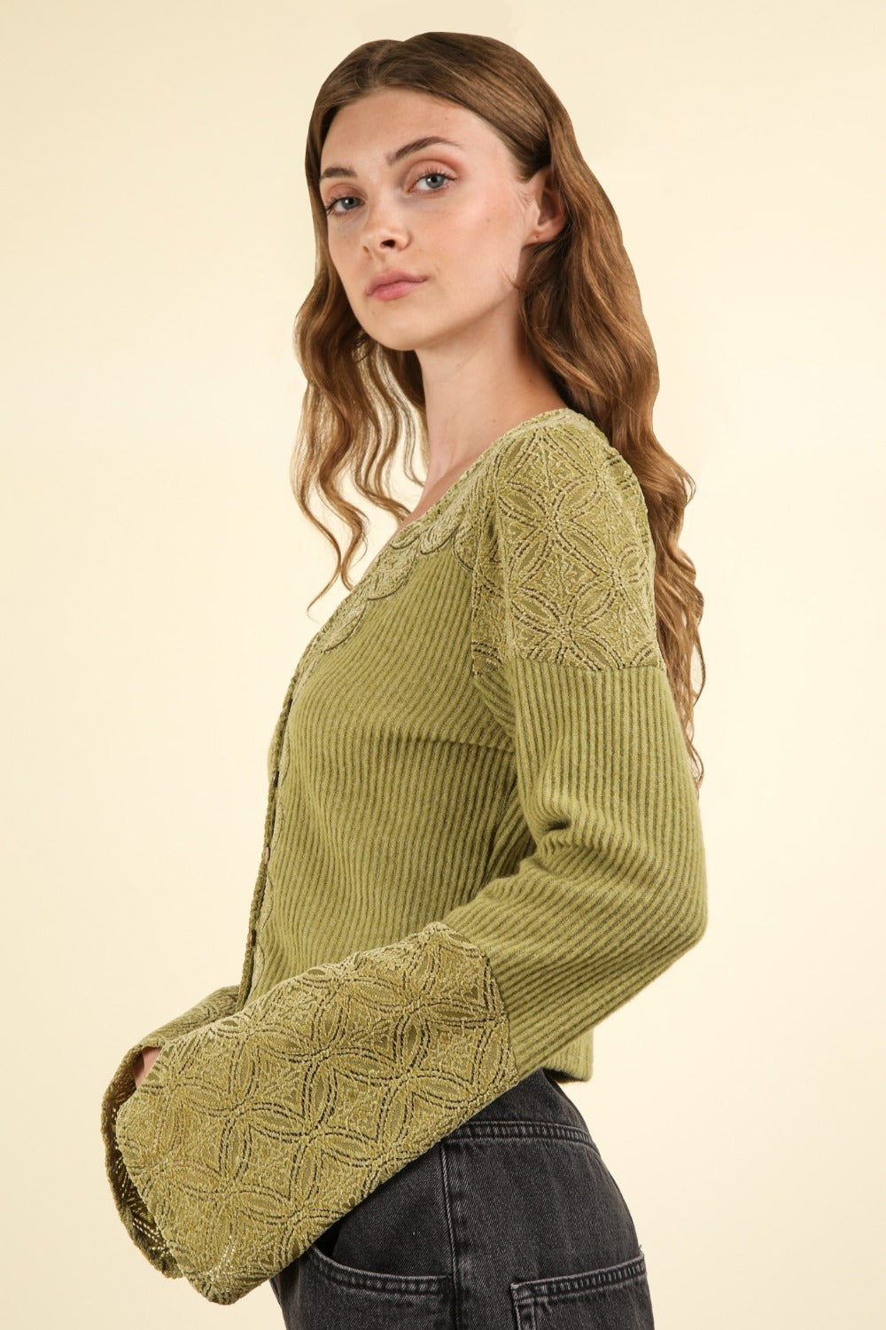 VERY J V-Neck Lace Detail Button Down Crop Ribbed Knit Top 10281 | Gulf Resellers