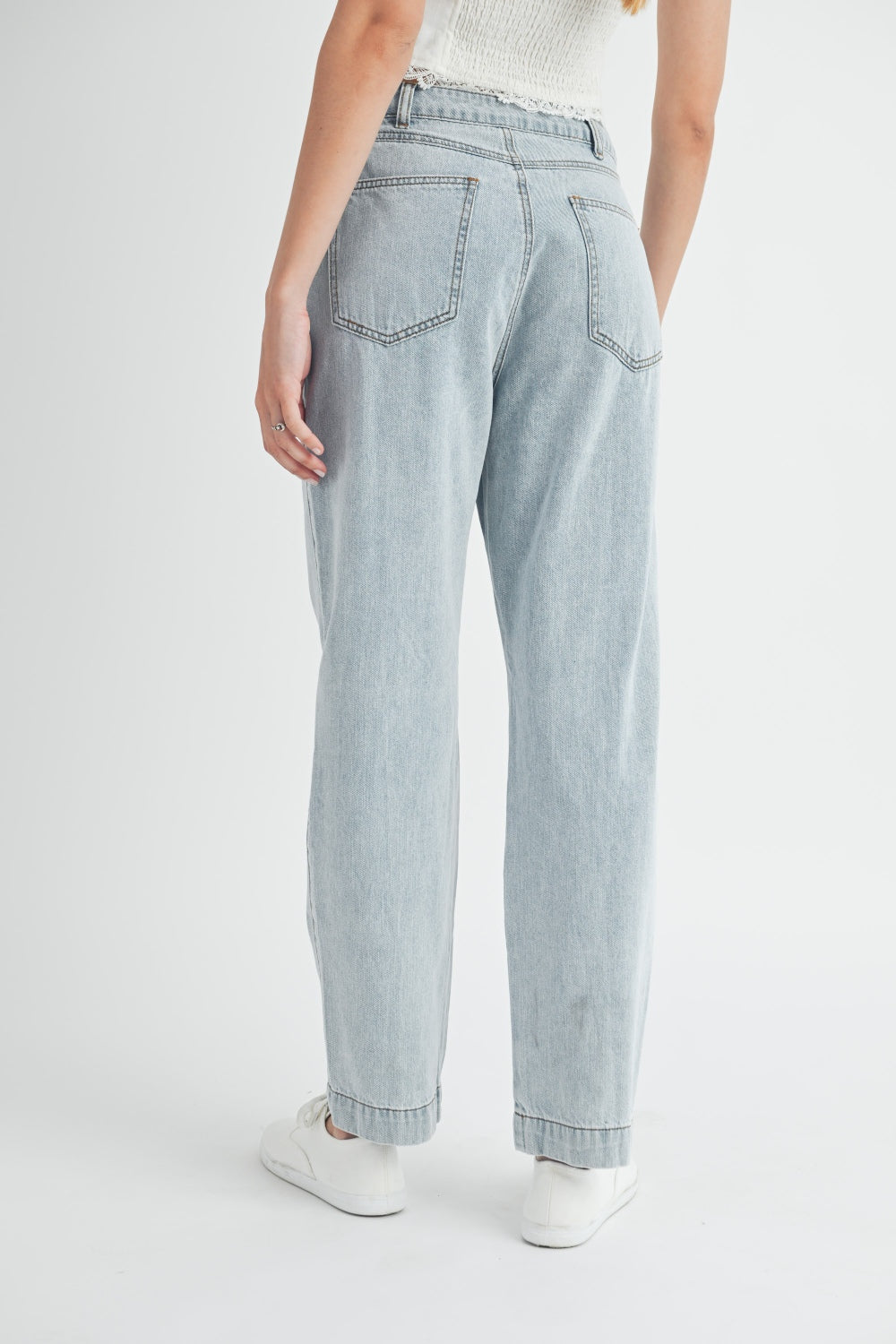MABLE Pleated Front Detail Straight Jeans 5941 | Gulf Resellers