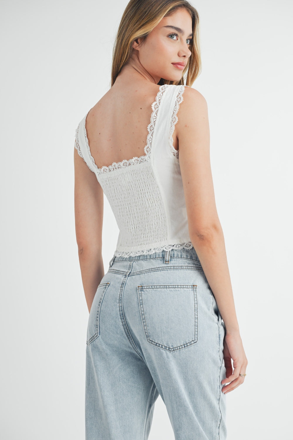 MABLE Pleated Front Detail Straight Jeans 5945 | Gulf Resellers