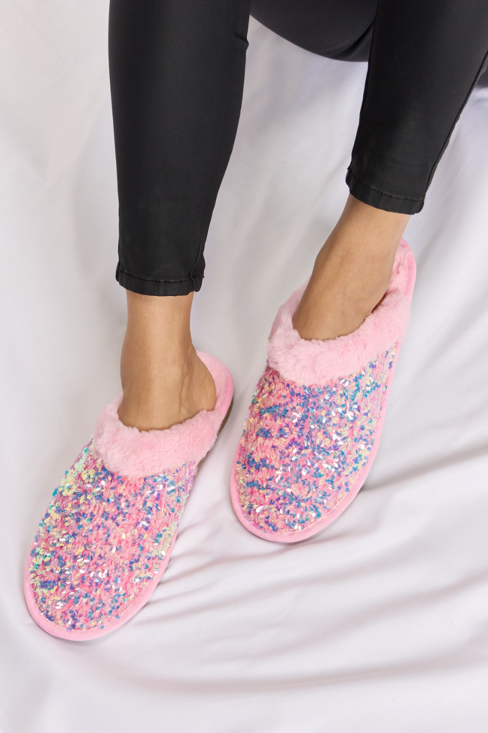 Forever Link Sequin Plush Round Toe Slippers | Gulf Resellers