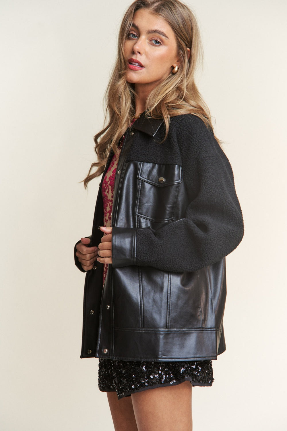 J.NNA Faux Leather Sherpa Contrast Snap Down Jacket 13484 | Gulf Resellers