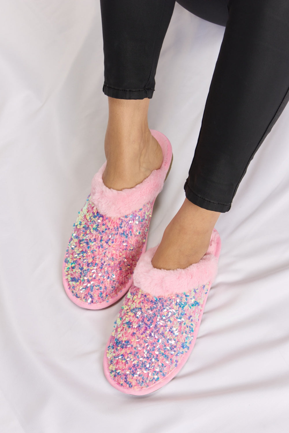 Forever Link Sequin Plush Round Toe Slippers | Gulf Resellers