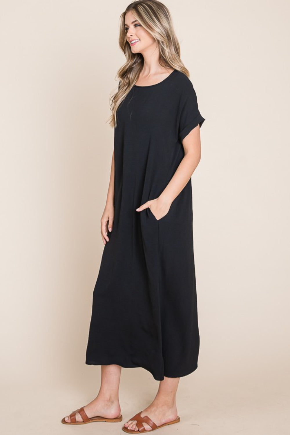 BOMBOM Round Neck Short Sleeve Midi Dress with Pockets 5113 | Gulf Resellers