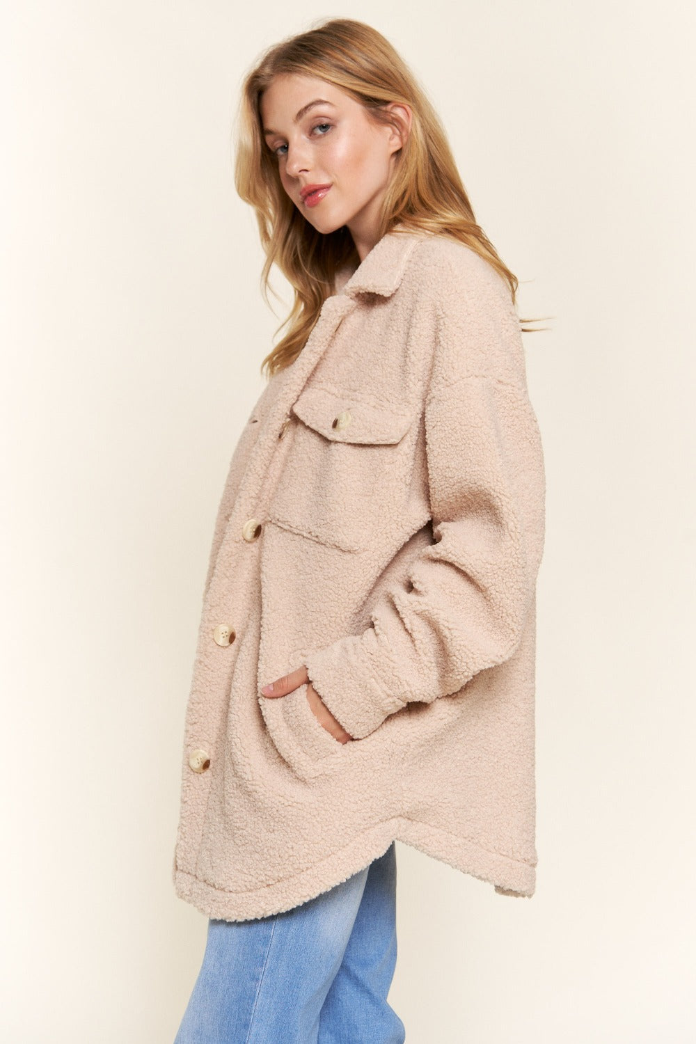 And The Why Teddy Sherpa Button Down Curved Hem Shacket 12938 | Gulf Resellers