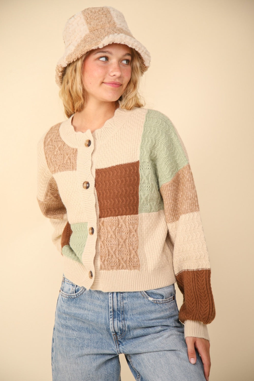 VERY J Color Block Button Down Textured Sweater Cardigan 10416 | Gulf Resellers