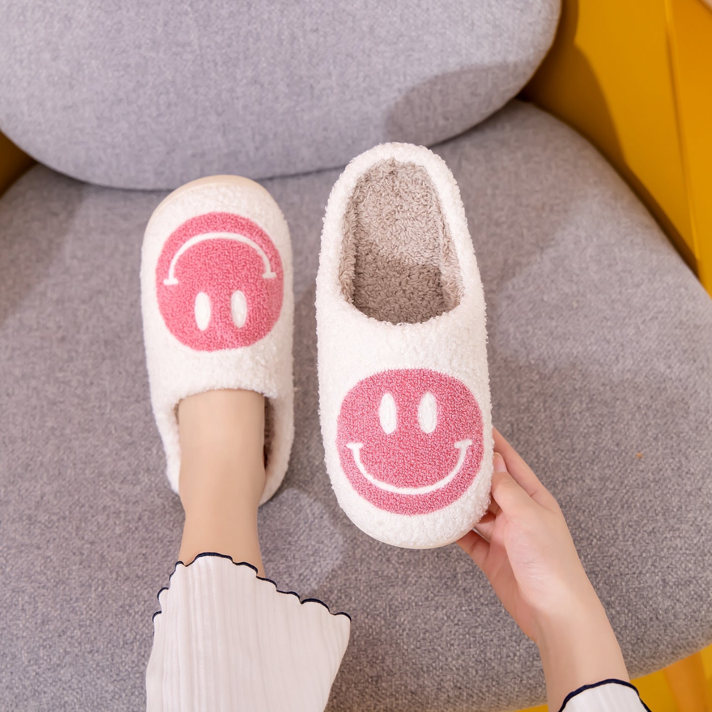 Melody Smiley Face Slippers | Gulf Resellers