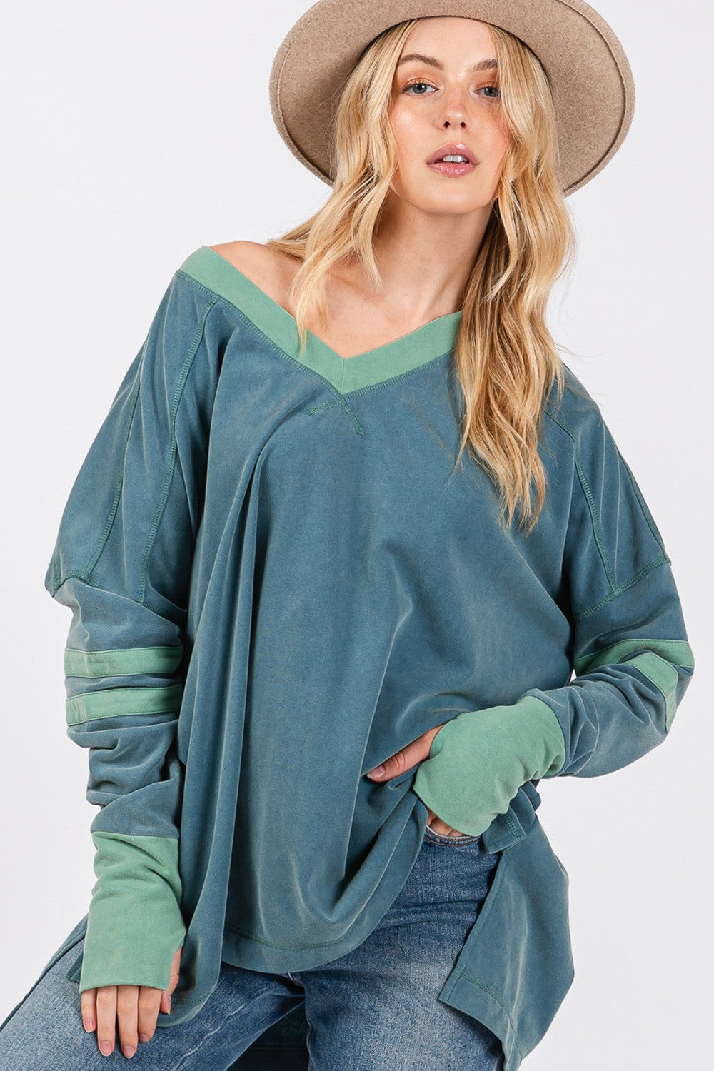 SAGE + FIG Mineral Wash Side Slit Contrast Top 18476 | Gulf Resellers 