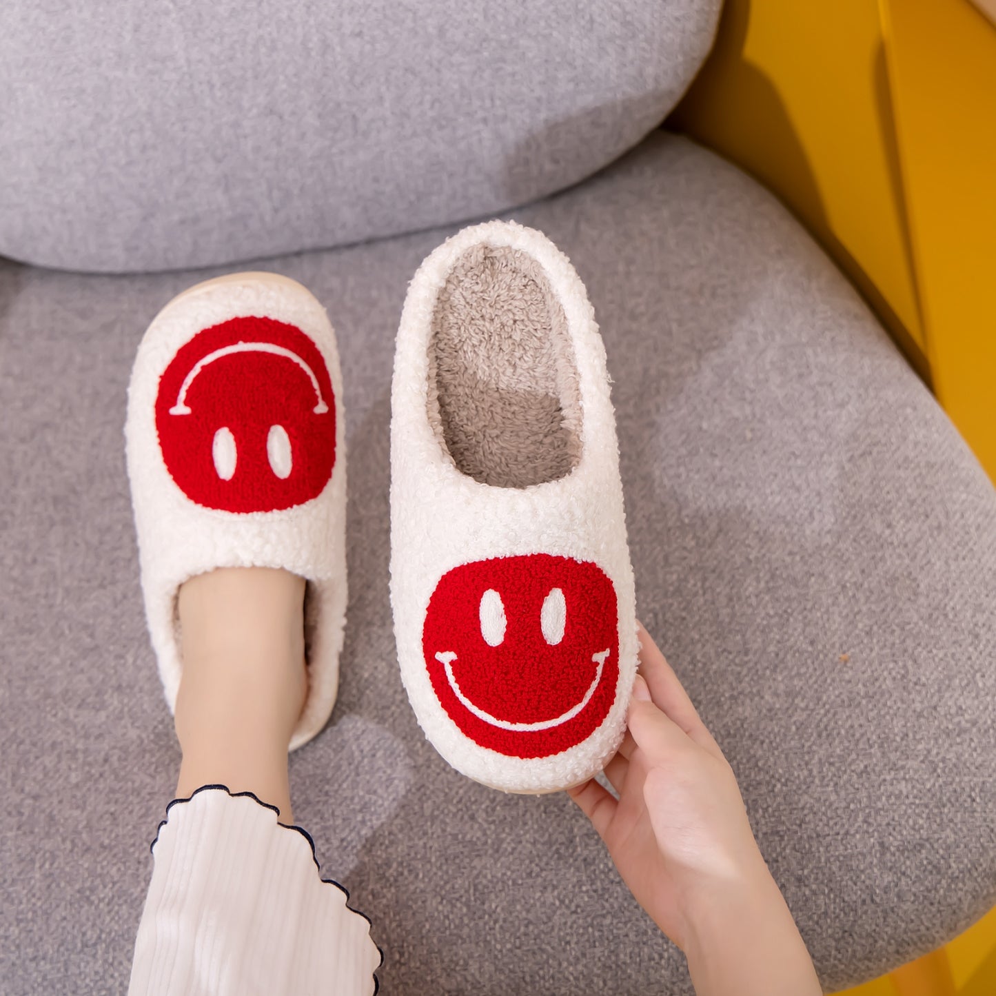 Melody Smiley Face Cozy Slippers | Gulf Resellers