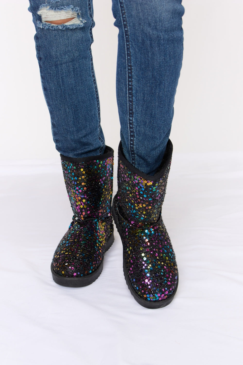 Forever Link Sequin Thermal Flat Boots | Gulf Resellers