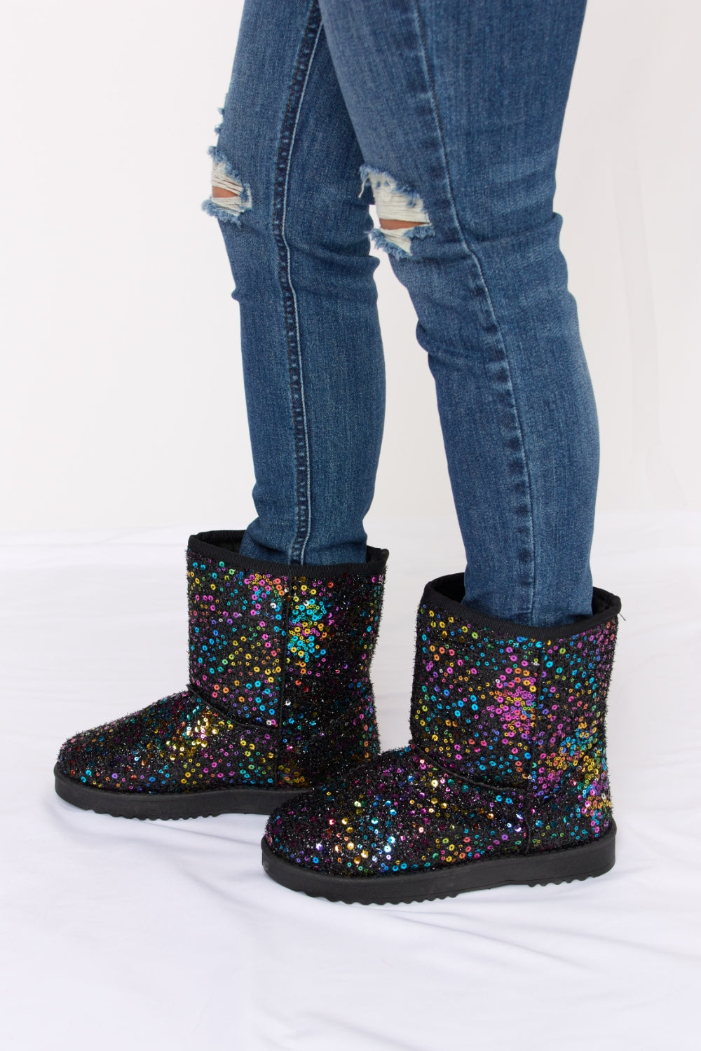 Forever Link Sequin Thermal Flat Boots | Gulf Resellers