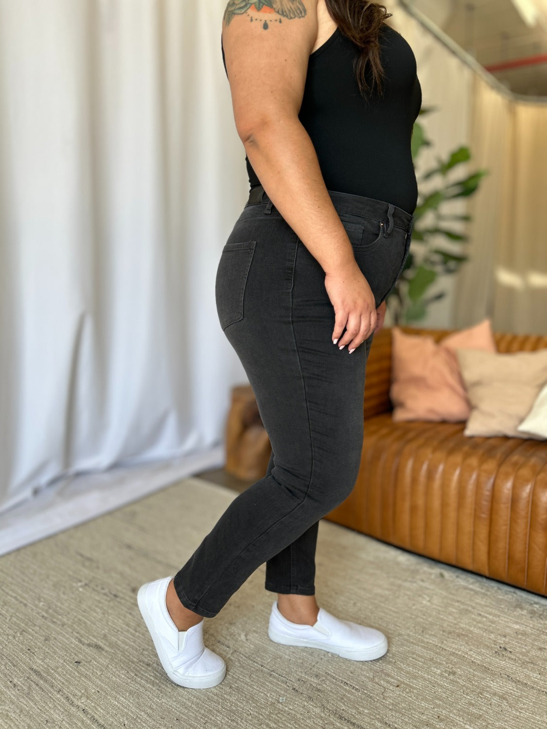 RFM Full Size High Rise Tummy Control Skinny Jeans | Gulf Resellers