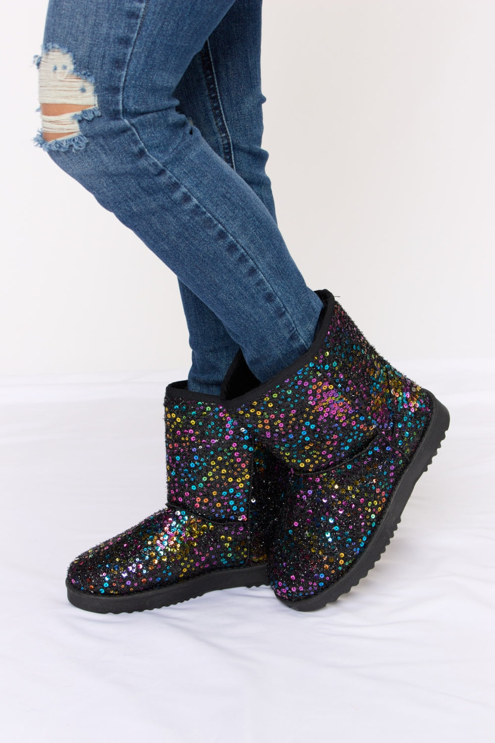 Forever Link Sequin Thermal Flat Boots | Gulf Resellers