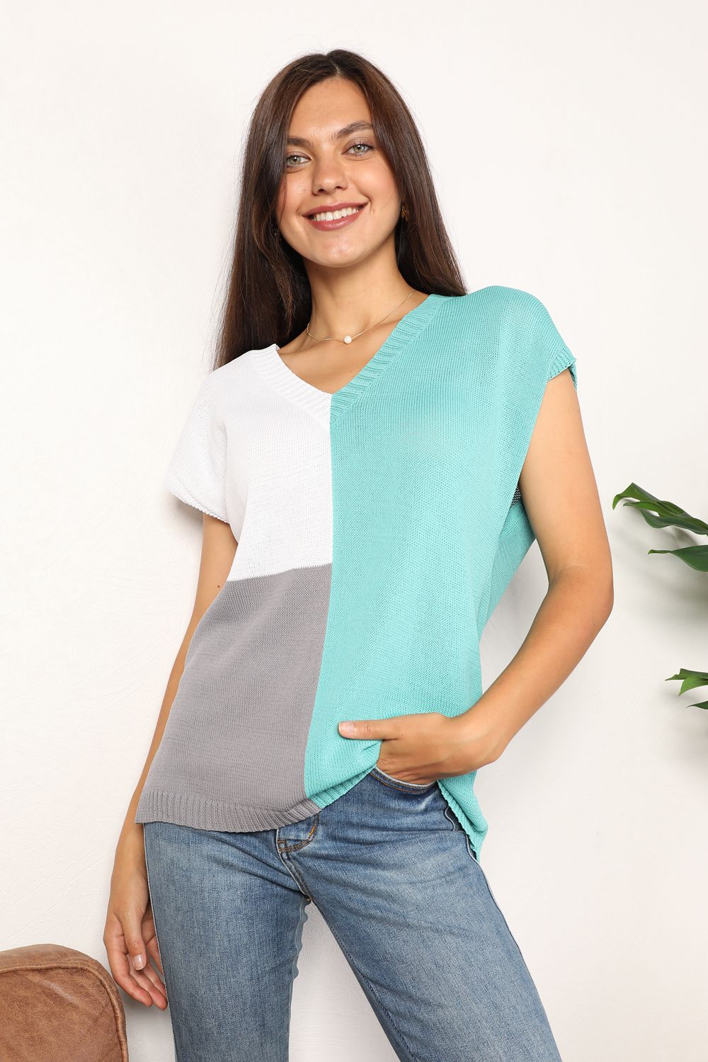 Double Take Color Block V-Neck Knit Top | Gulf Resellers