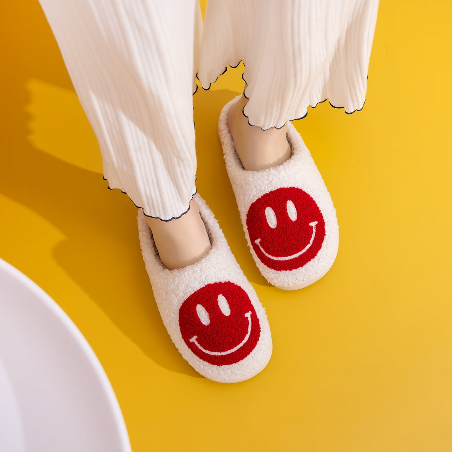 Melody Smiley Face Cozy Slippers | Gulf Resellers