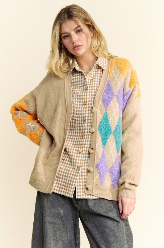 Davi & Dani Argyle V-Neck Dropped Shoulder Cardigan 19282 | Gulf Resellers 