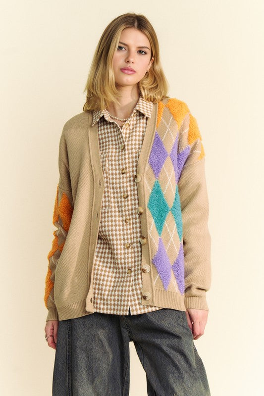 Davi & Dani Argyle V-Neck Dropped Shoulder Cardigan 19277 | Gulf Resellers 