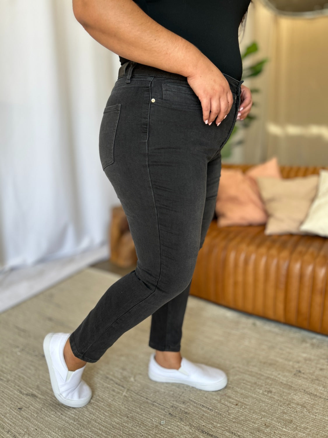 RFM Full Size High Rise Tummy Control Skinny Jeans | Gulf Resellers