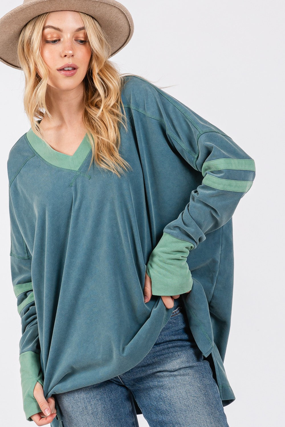 SAGE + FIG Mineral Wash Side Slit Contrast Top 18480 | Gulf Resellers 