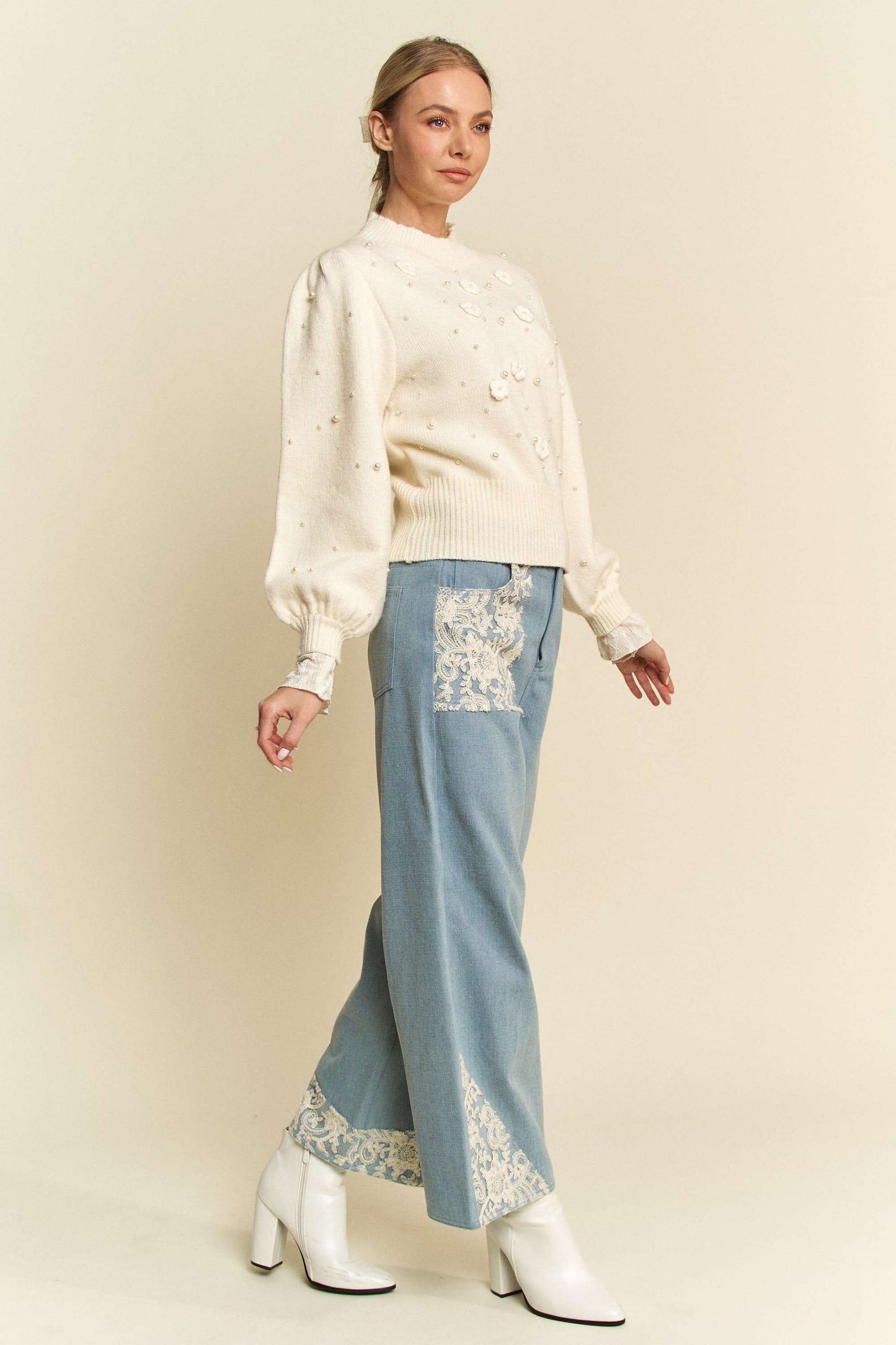 Davi & Dani Lace Applique Wide Leg Jeans 18970 | Gulf Resellers 