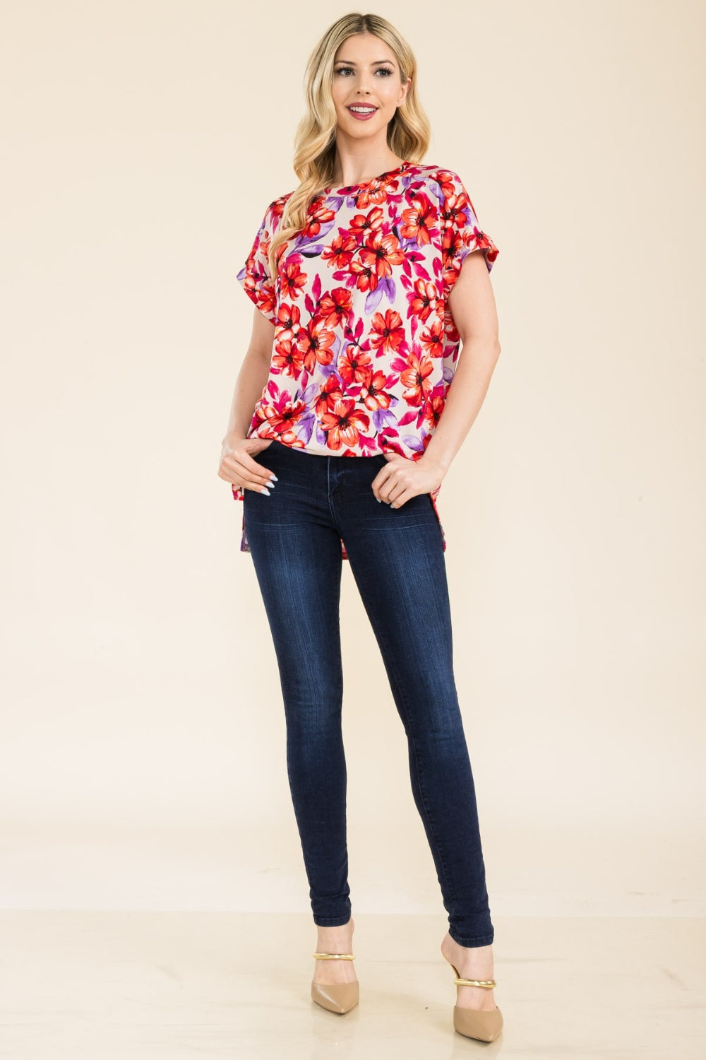 Celeste Full Size Round Neck Short Sleeve Floral T-Shirt 19080 | Gulf Resellers 