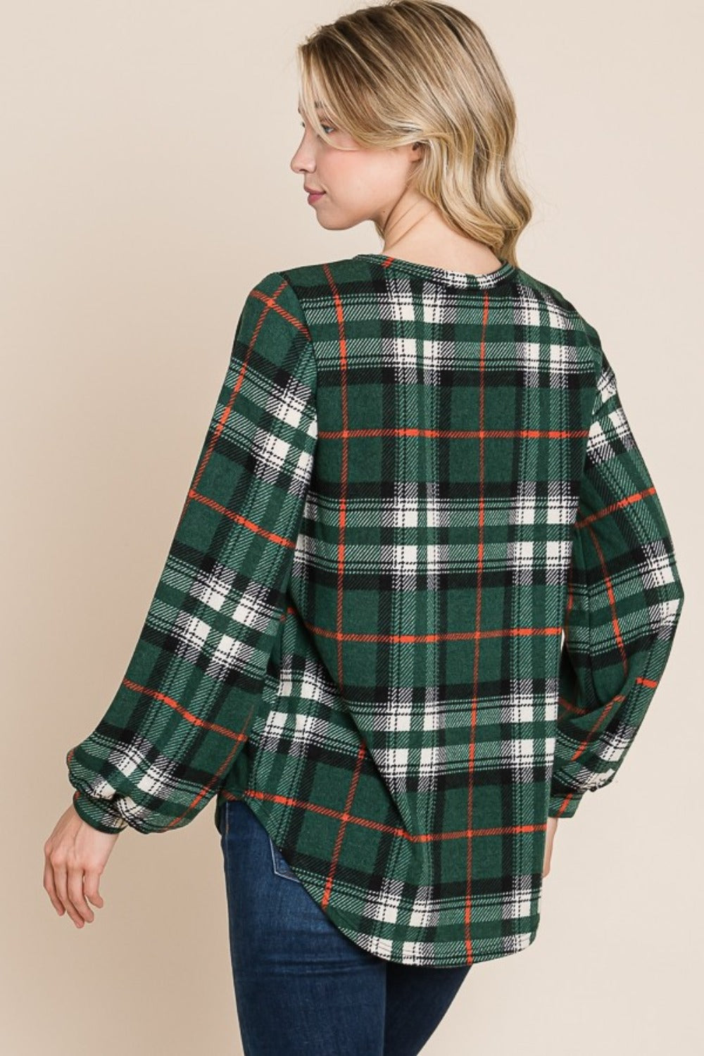 BOMBOM Curved Hem Plaid Round Neck Long Sleeve Top 20308 | Gulf Resellers 