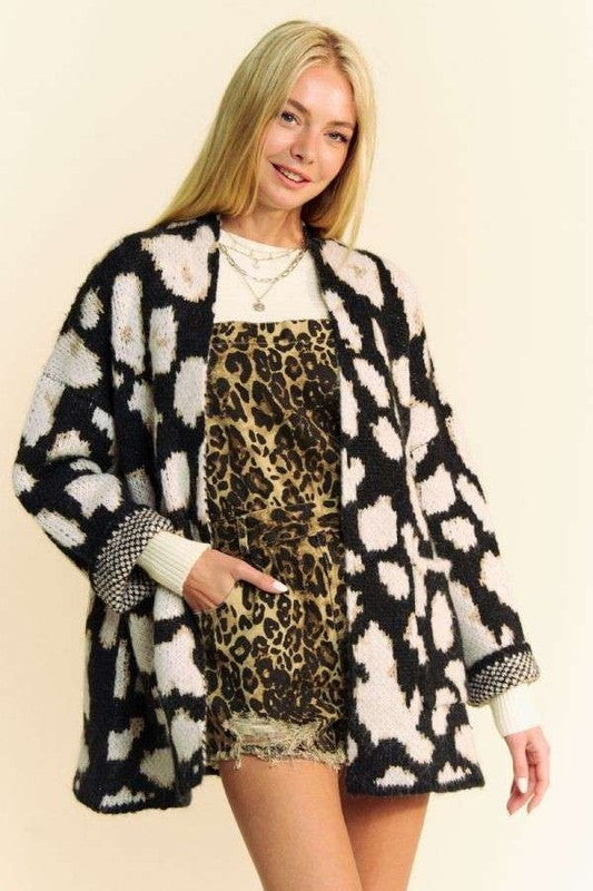 Davi & Dani Leopard Open Front Long Sleeve Cardigan 22146 | Gulf Resellers 