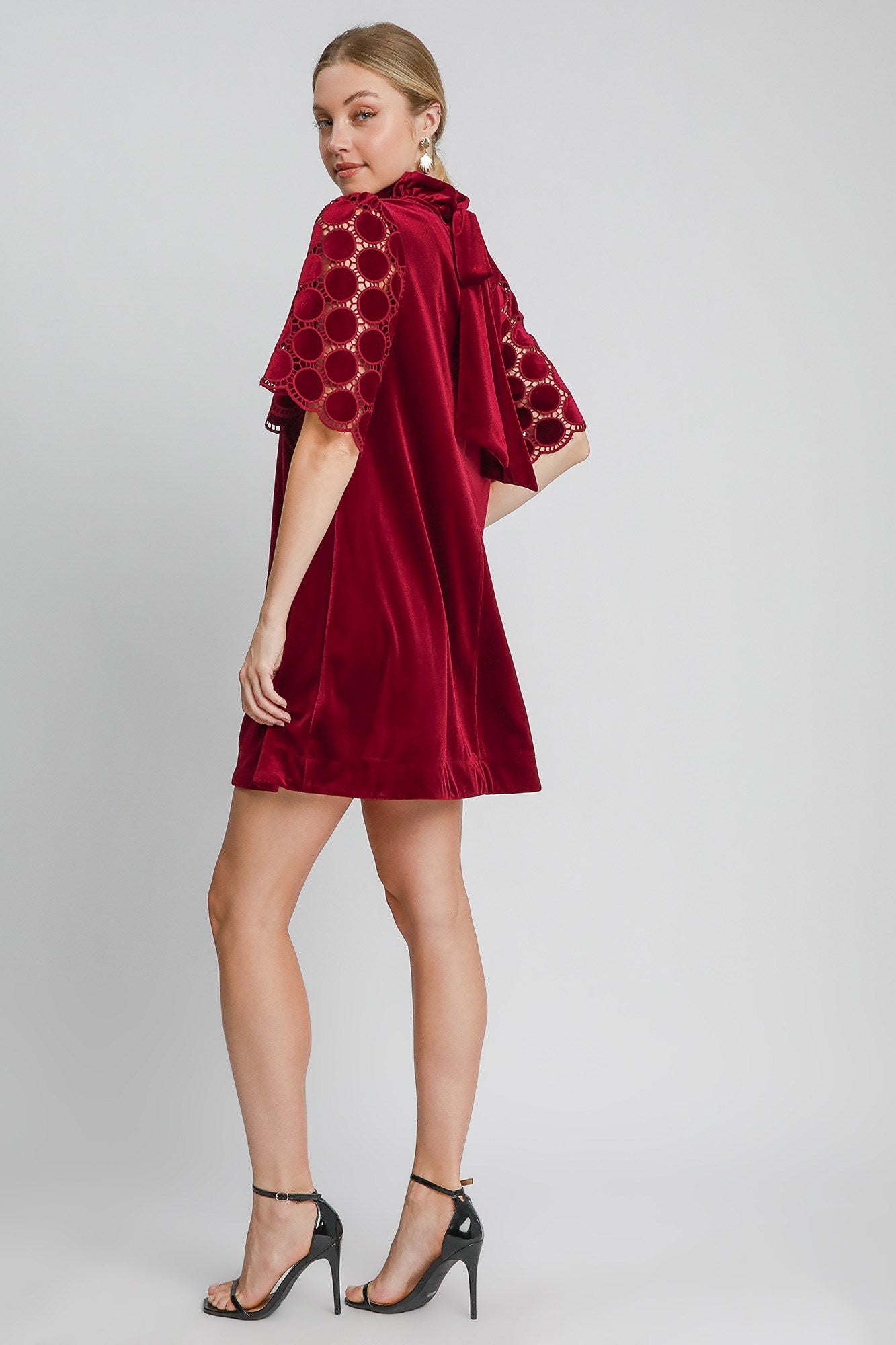 Umgee Dotted Lace Half Sleeve Mock Neck Back Tie Velvet Dress 21563 | Gulf Resellers 