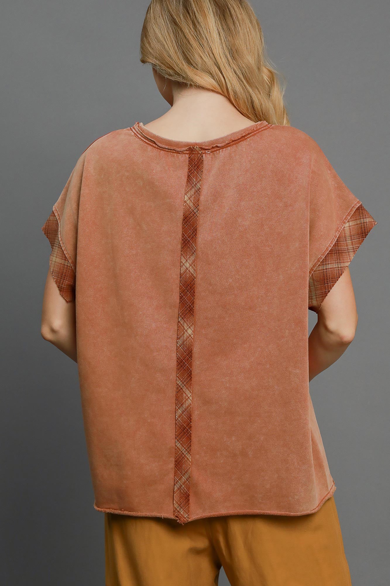 Umgee Peace Applique Round Neck French Terry Top 22029 | Gulf Resellers 